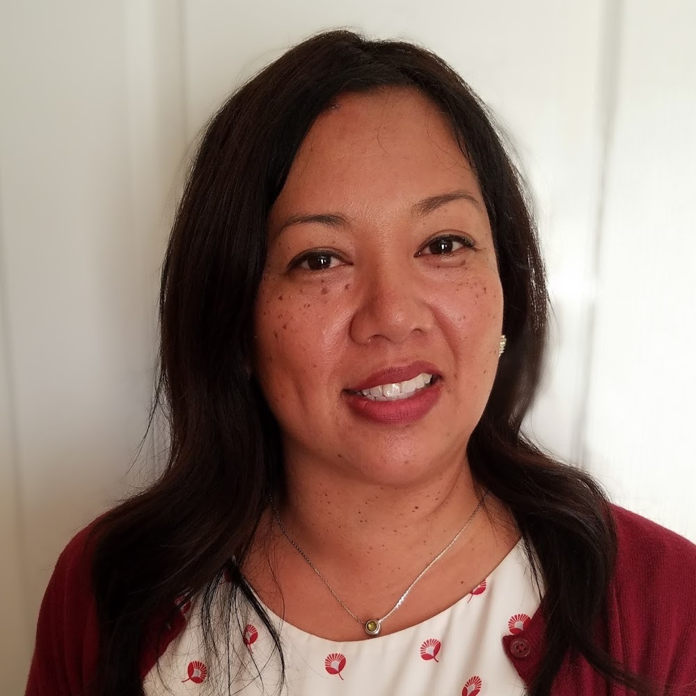 Meet your Posher, Zina